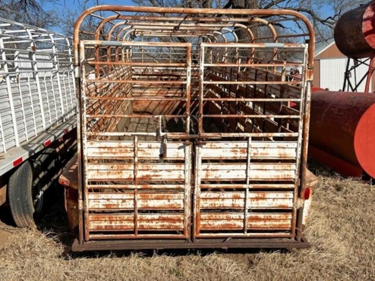 gooseneck-livestock-trailer-image-4