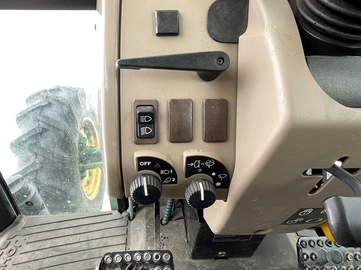 2007-john-deere-6403-image-38