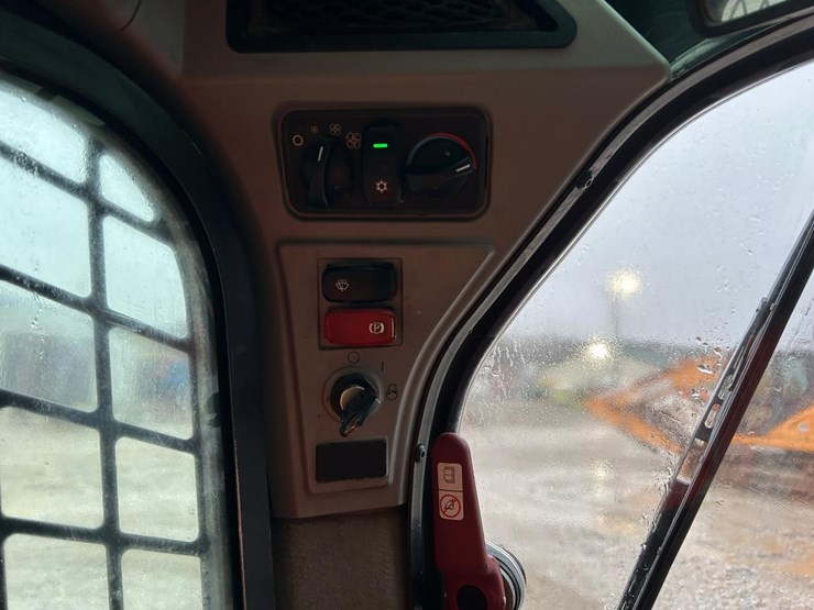 2020-caterpillar-299d3-xe-image-27