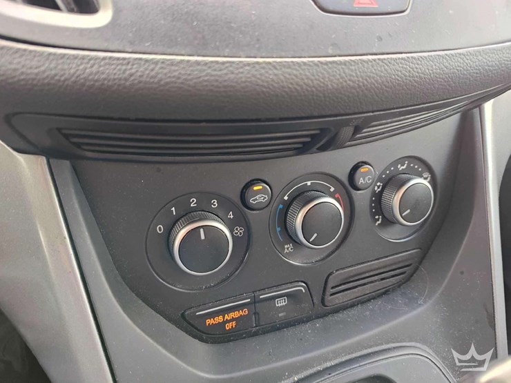 2015-ford-escape-image-37