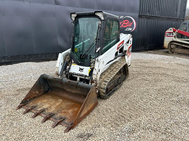 2023-bobcat-t450-image-8