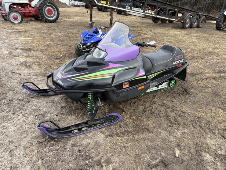 1995-caterpillar-550-image-1