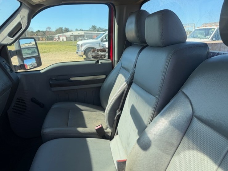 2012-ford-f250-image-26