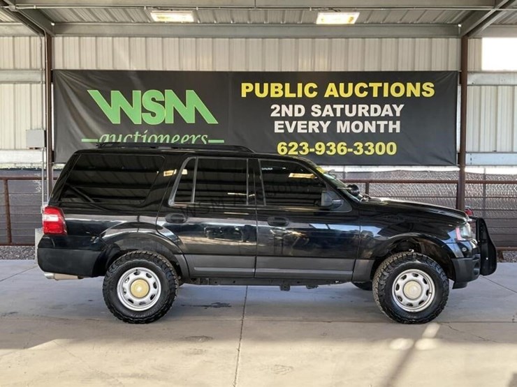 2016-ford-expedition-image-1