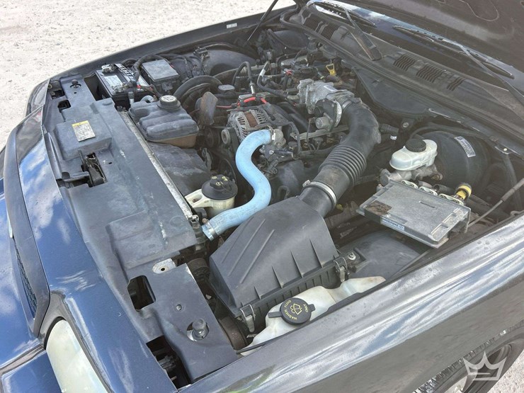 2007-ford-crown-victoria-sedan-image-8