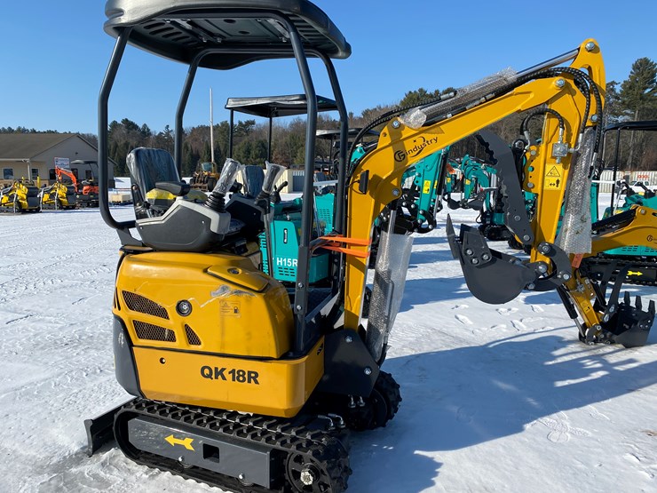 #5359-•-2026-unused-cfg-mini-excavator-image-4