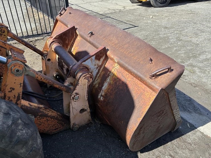 john-deere-eb3t-jd544-wheel-loader-image-9