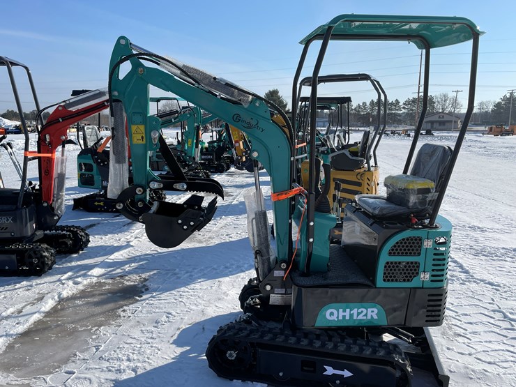 #5374-•-qh12r-mini-excavator-image-8