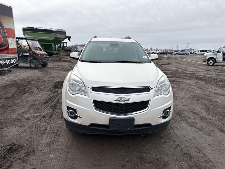 2014-chevrolet-equinox-lt-image-8