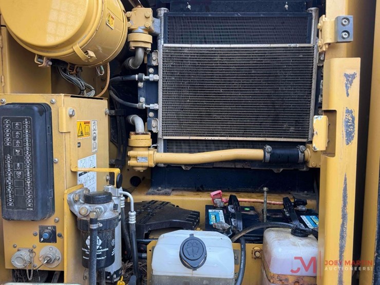 2006-caterpillar-312cl-image-16