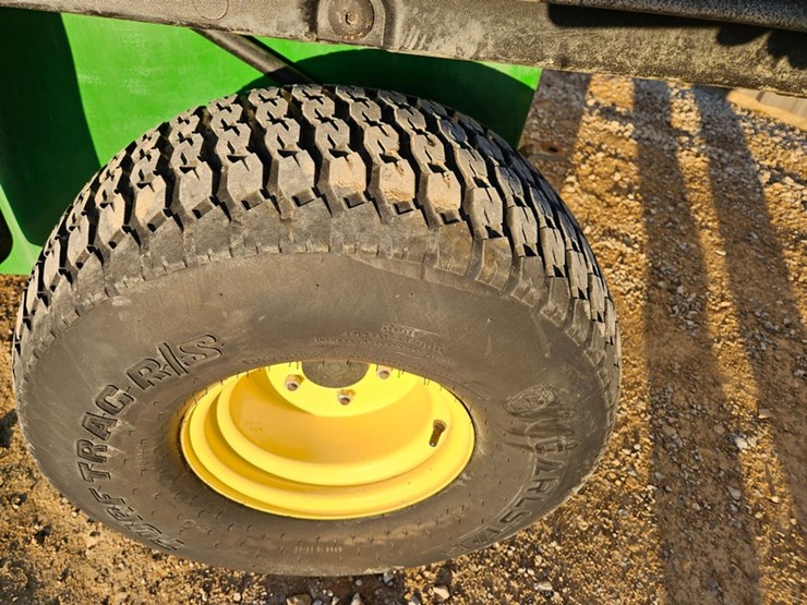 john-deere-gator-image-12