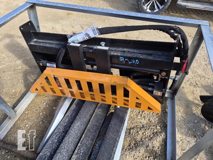 wolverine-pfa-11-3300g-hydraulic-pallet-forks-image-1