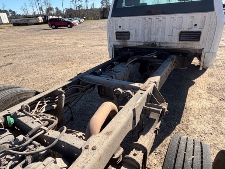 2018-ford-f550-image-31