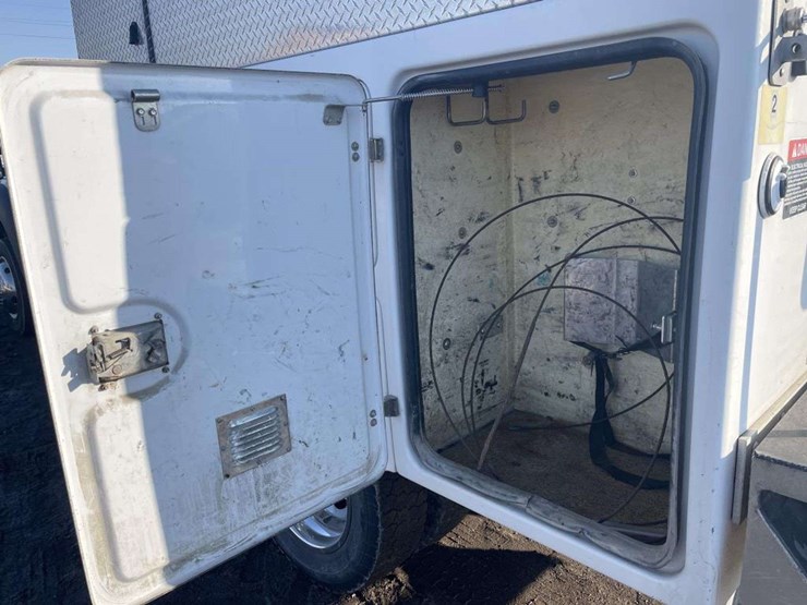 2012-ford-f450-image-21