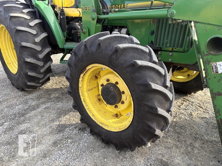 1996-john-deere-5500-image-4