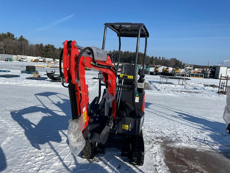 #5379-•-mx15rx-mini-excavator-image-1