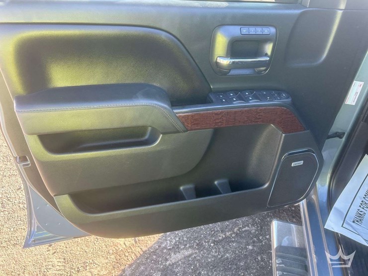 2015-gmc-1500-sierra-crew-cab-pickup-truck-image-13