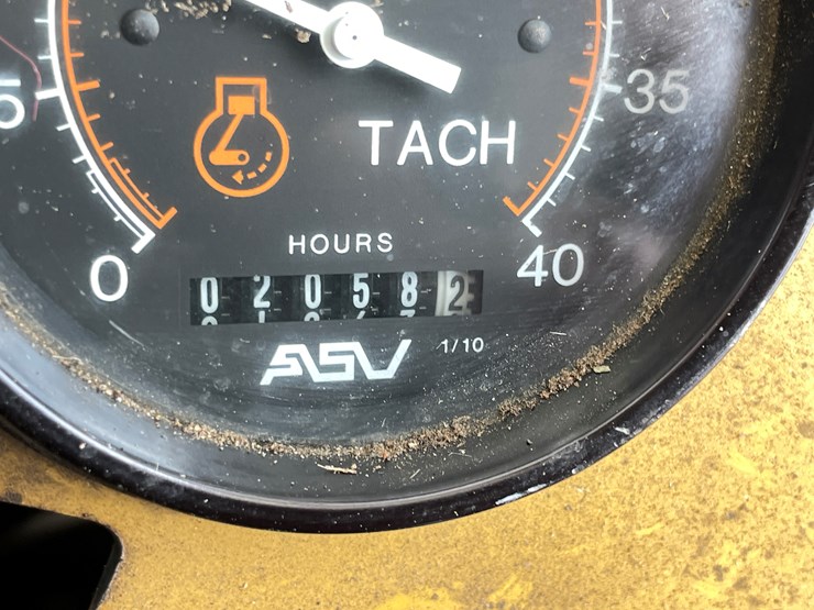 #7564-•-asv-track-loader-with-posi-track-image-40