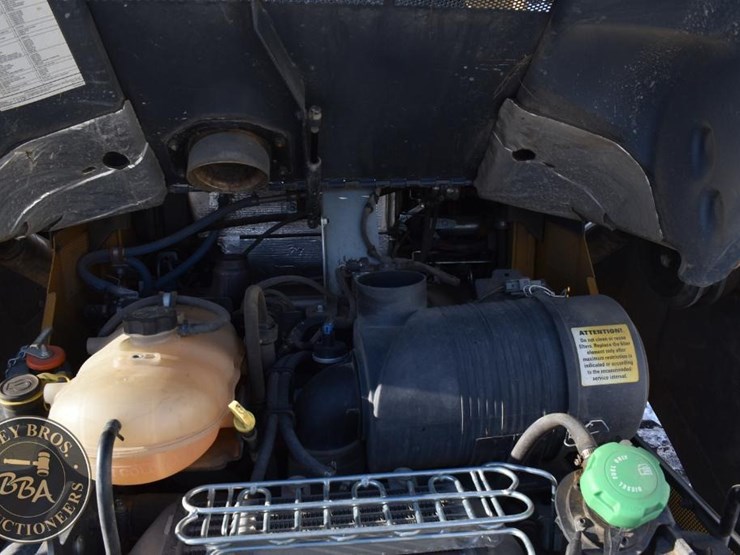 2023-deere-333g-image-35