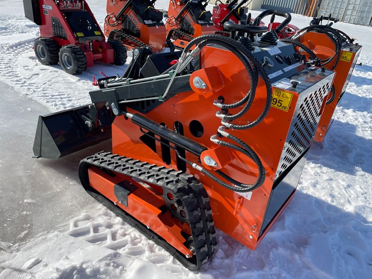 #5323-•-2025-ats--t460-mini-skid-steer-loader-image-3