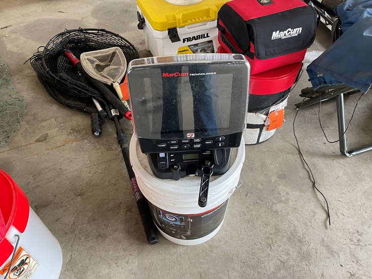 #7631-•-marcum-technologies-fish-finder-image-1
