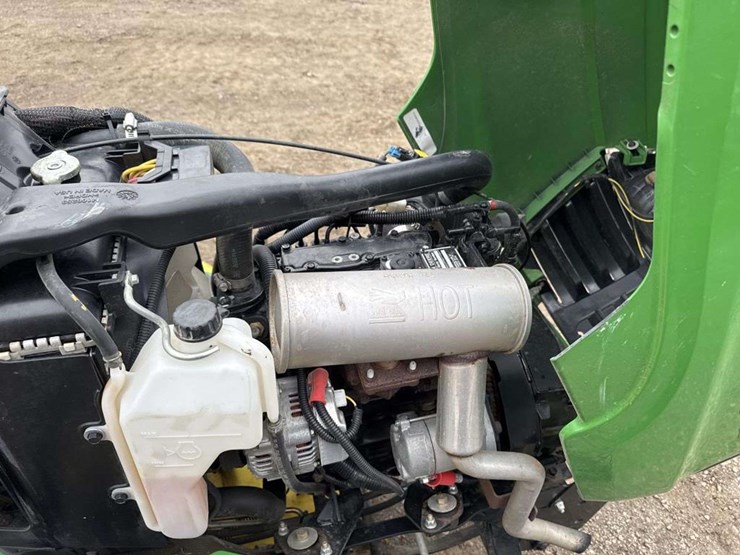 2013-john-deere-x750-image-12
