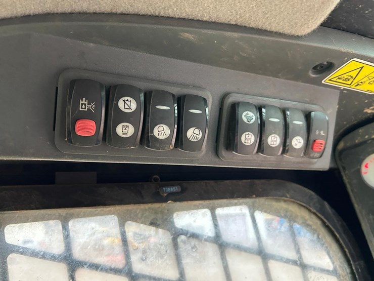 caterpillar-299c-image-22