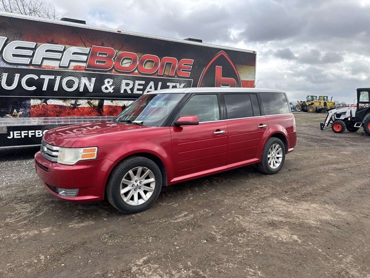 2010-ford-flex-image-1