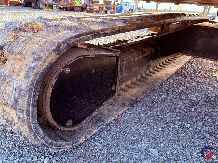 2016-cat-305e2-mini-excavator-image-32