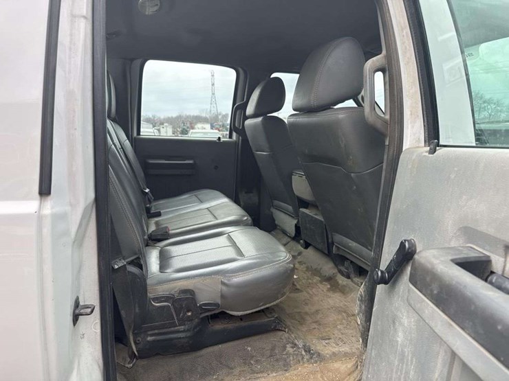 2011-ford-f350-image-24