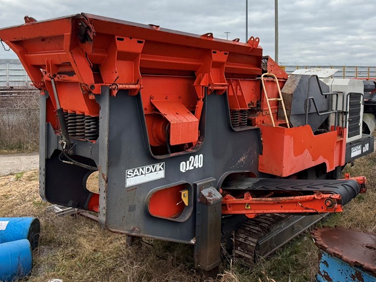 2009-sandvik-qj240-image-3