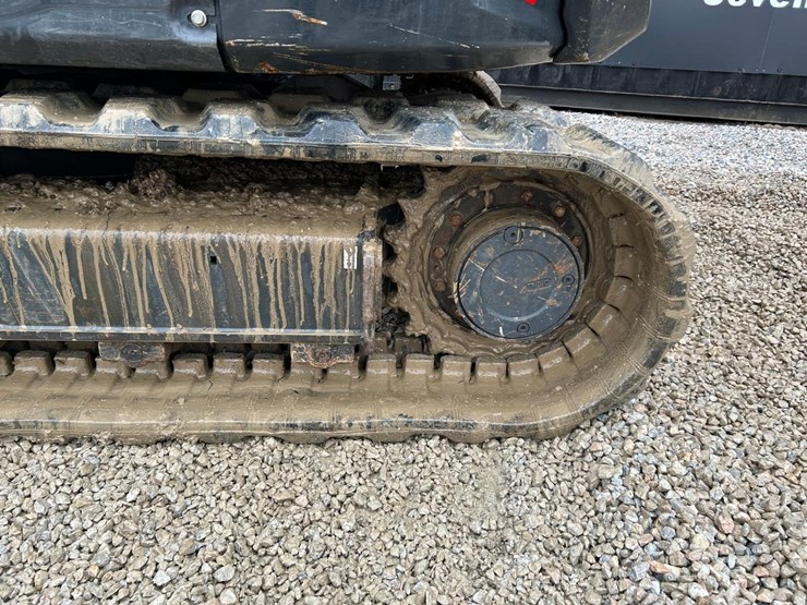 2020-bobcat-e85-image-19