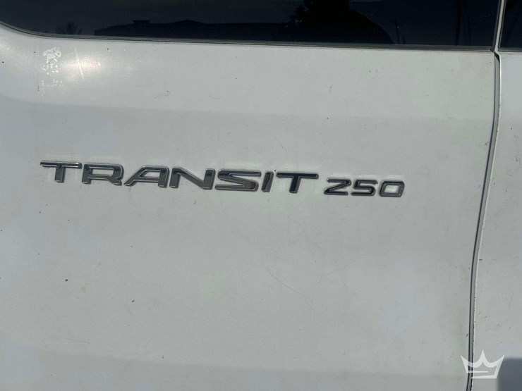 2017-ford-transit-image-21