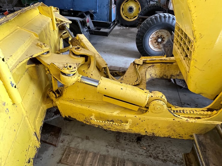 komatsu-d41e-image-21