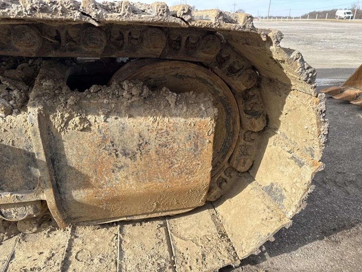 caterpillar-345d-image-12