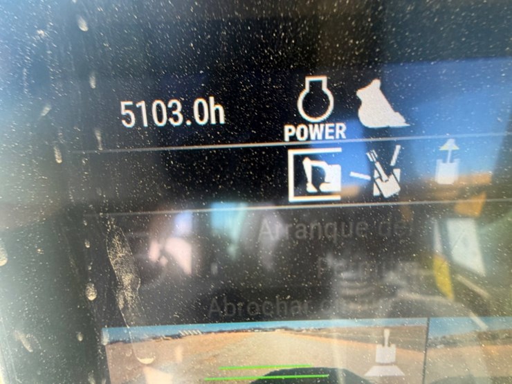 caterpillar-330gc-image-14