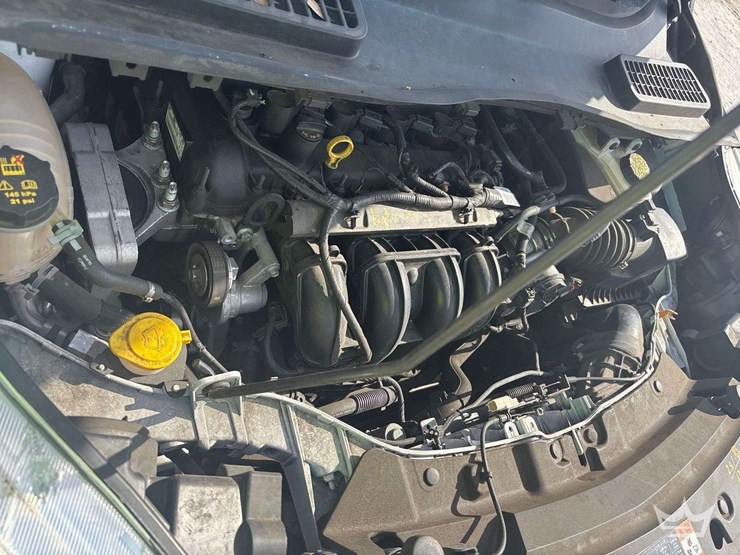 2017-ford-escape-image-8