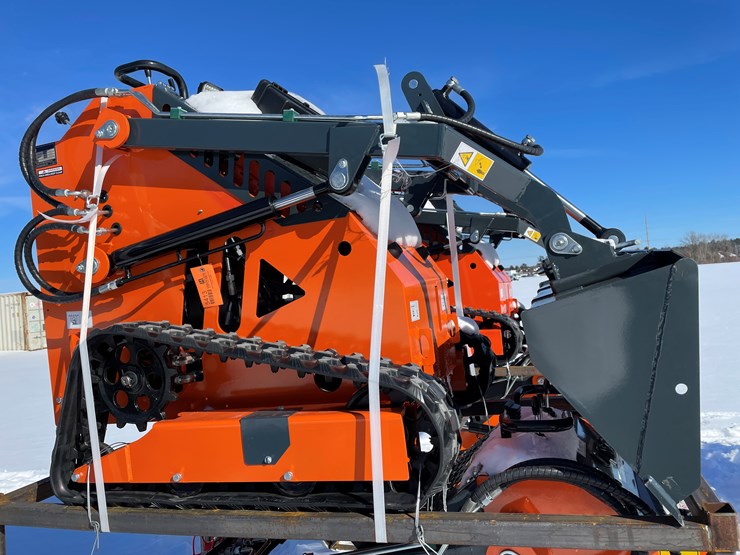 #5413-•-2025-ats-mini-skid-steer-loader-t460-image-2