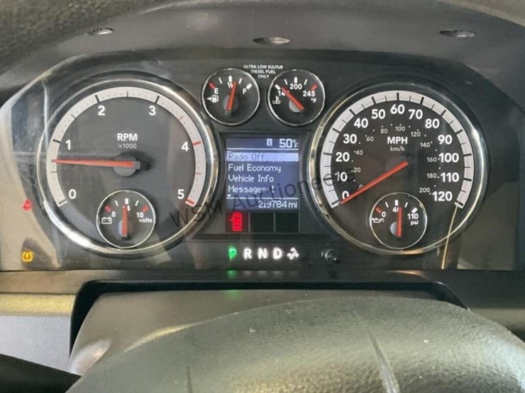 2010-dodge-2500-image-19