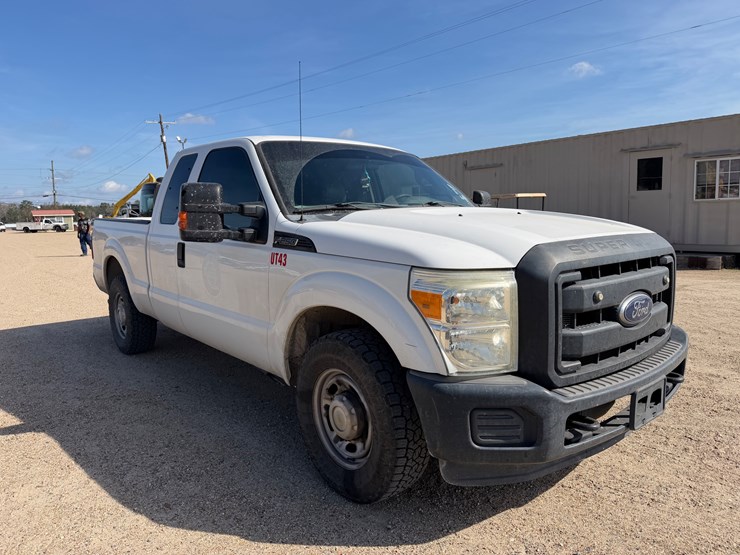 2015-ford-f250-image-2