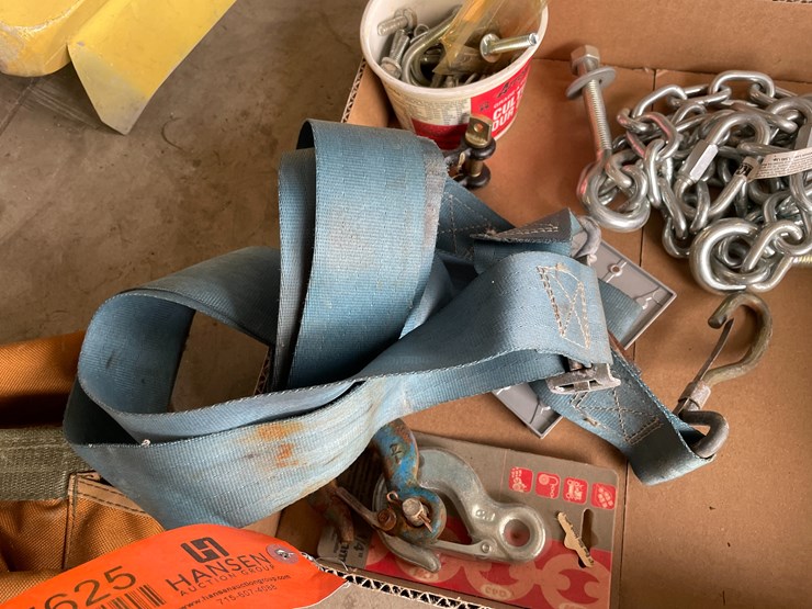 #7625-•-(2)-bucket-boss-carpenter-bags-image-2