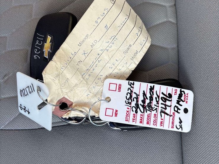 2021-chevrolet-equinox-image-28