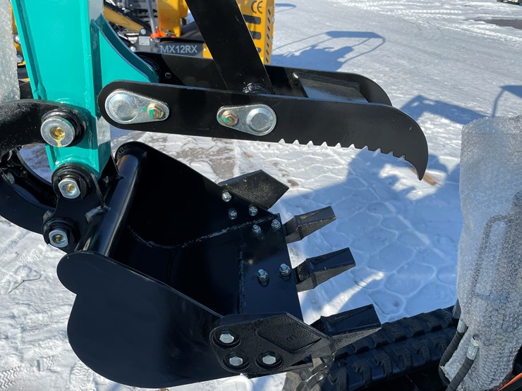 #5375-•-qh12r-mini-excavator-image-15