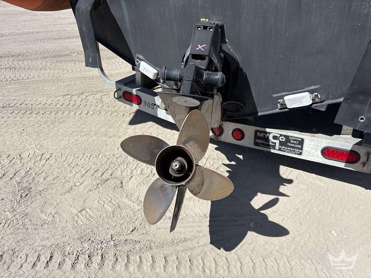 23ft.-zodiac-hurricane-inflatable-rib-with-2007-25ft-myco-t/a-aluminum-boat-trailer-image-7