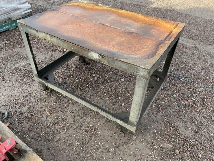 3ft-x-2ft-steel-table-image-4