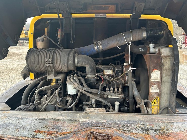 komatsu-wa75-3-image-12