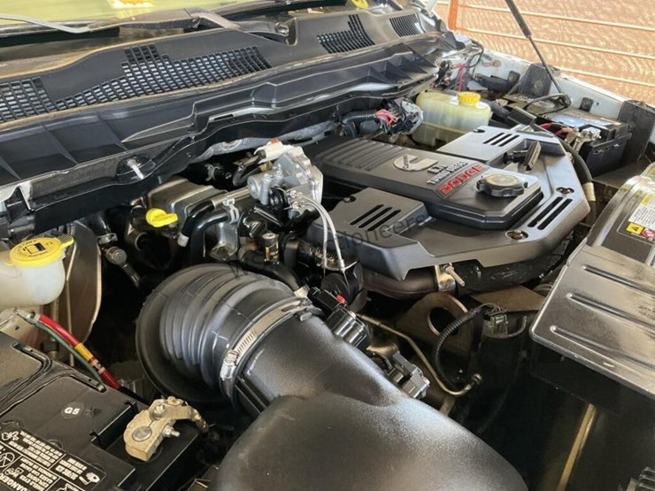 2010-dodge-2500-image-14