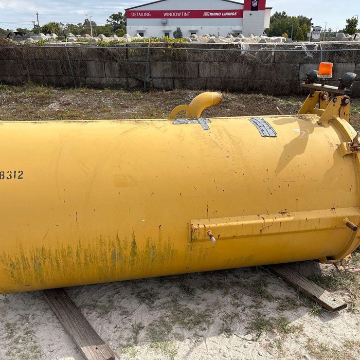 Liquid Holding Tank with Door