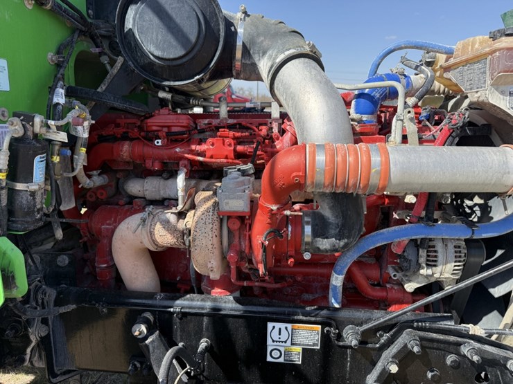 2021-peterbilt-367-image-10