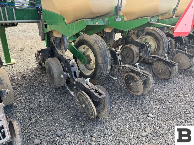 schlagel-mfg.-ripper,-implement-dolly,-great-plains-corn-planter-image-80